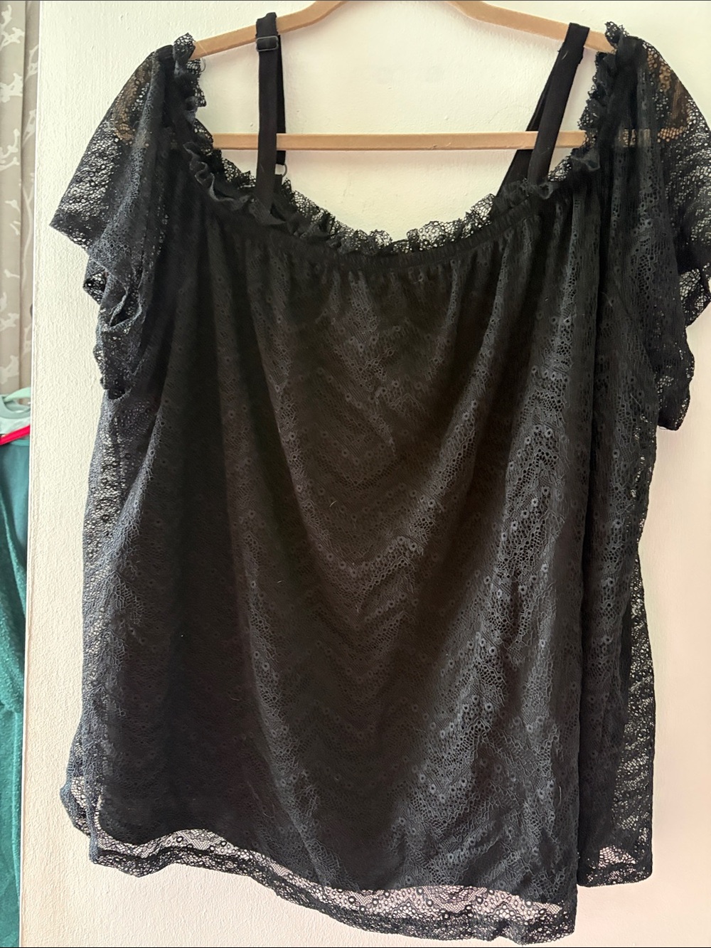 torrid Black Lace Off-Shoulder Blouse with Adjustable Straps